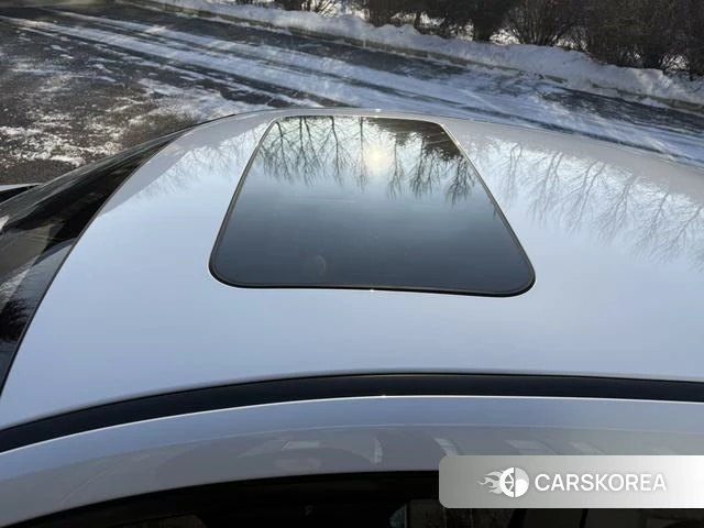 Hyundai Elantra 2022 Белый из Китая