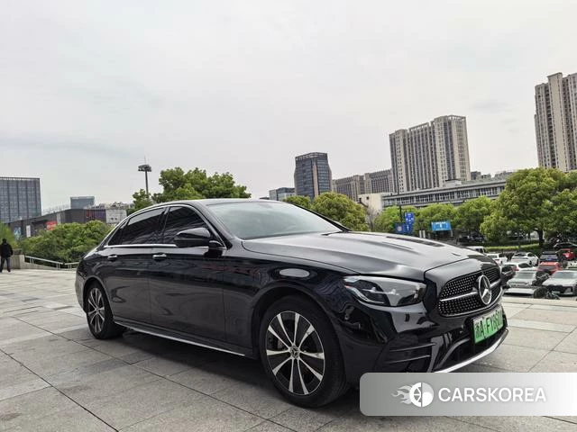 Mercedes-Benz E-class PHEV 2023 Черный из Китая
