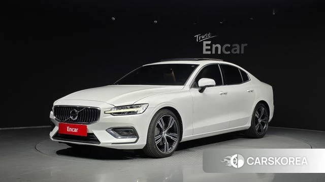 Volvo S60 3rd generation 2021 Белый из Кореи