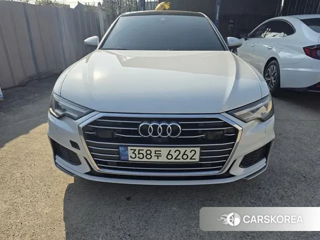 Audi A6 (C8) 2020 Белый из Кореи