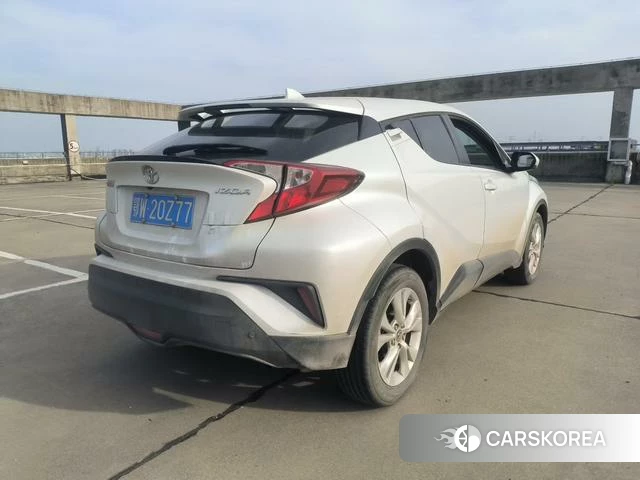 Toyota IZOA 2023 Белый из Китая