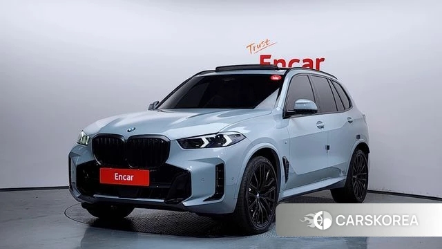 BMW X5 (G05) 2025 Светло-серебряный цвет из Кореи