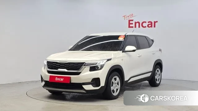 Kia Seltos 2022 Белый из Кореи