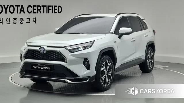 Toyota RAV4 5th Generation 2023 Белый из Кореи