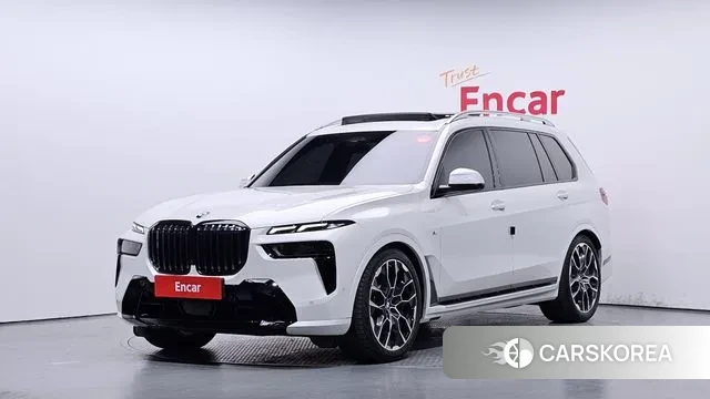 BMW X7 (G07) 2023 Белый из Кореи