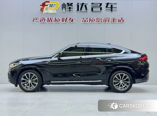 BMW X6 2021 Черный из Китая