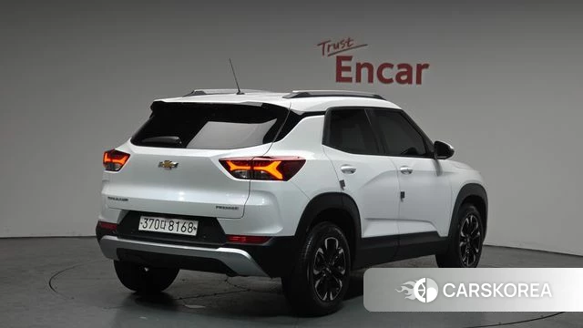 Chevrolet (GM Daewoo) Trailblazer 2021 Белый из Кореи
