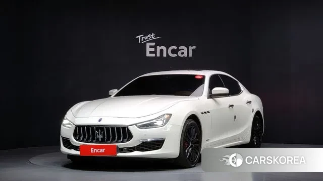 Maserati Ghibli 2018 Белый из Кореи