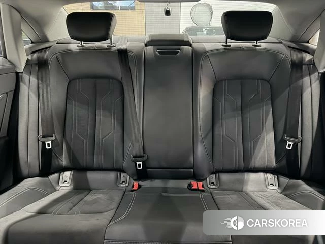 Audi A7L 2024 Черный из Китая