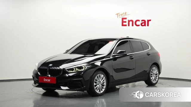 BMW 1 Series (F40) 2020 Черный из Кореи