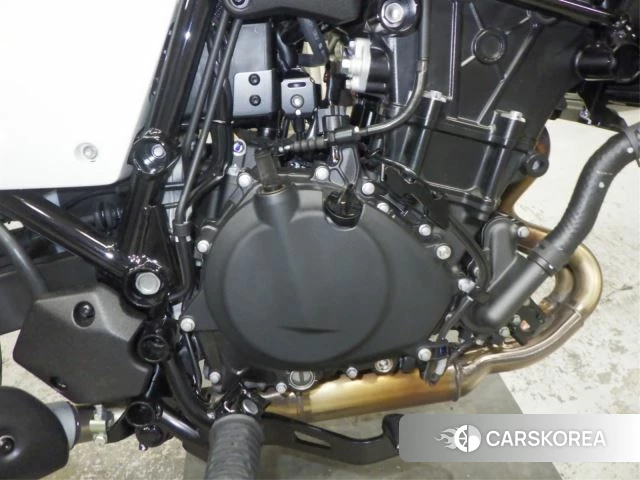 Engine photo