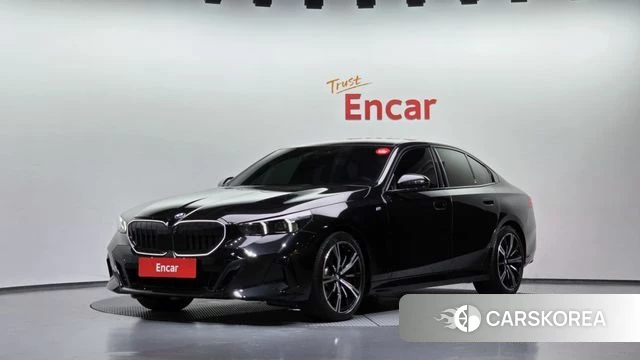 BMW 5 Series (G60) 2025 Черный из Кореи