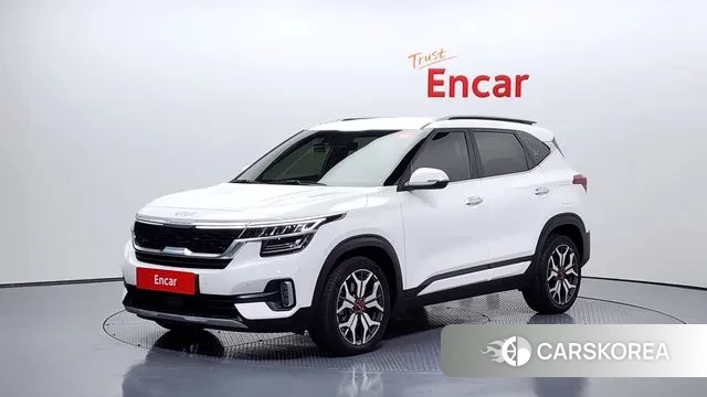 Kia Seltos 2022 Белый из Кореи