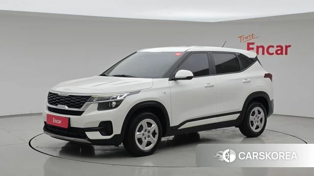 Kia Seltos 2022 Белый из Кореи