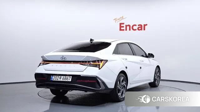 Hyundai The New Avante (CN7) 2023 Белый из Кореи
