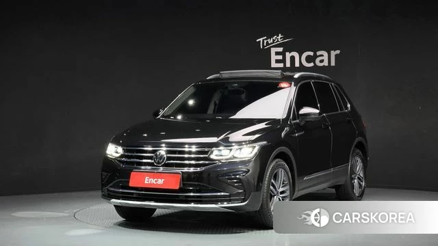 Volkswagen Tiguan second Generation 2022 Черный из Кореи