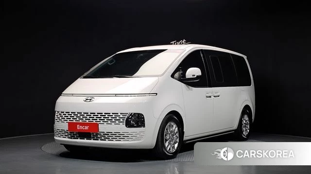 Hyundai Staria 2023 Белый из Кореи