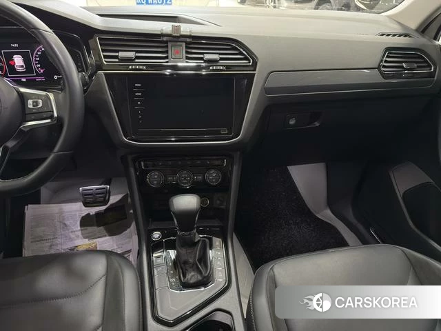 Volkswagen Tiguan L 2022 Белый из Китая