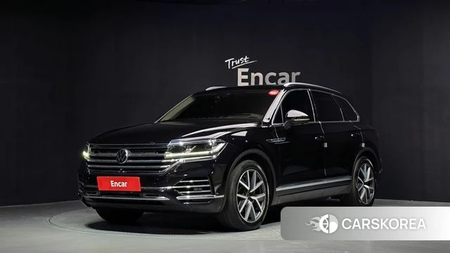 Volkswagen Touareg 3rd generation 2021 Черный из Кореи