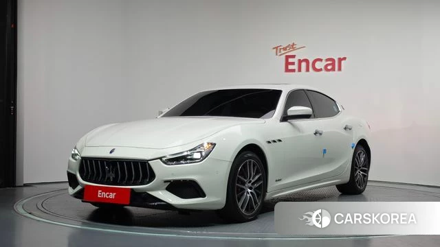 Maserati Ghibli 2020 Белый из Кореи