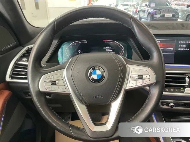 BMW X7 2021 Черный из Китая