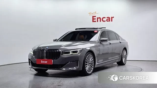 BMW 7 Series (G11) 2021 Серый из Кореи