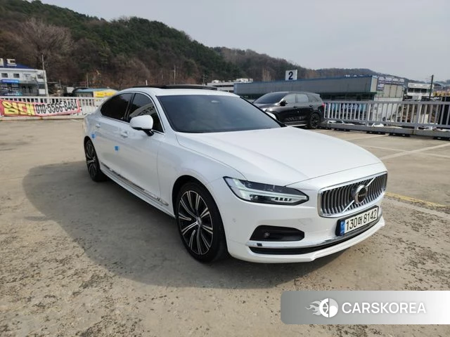 Volvo S90 2022 Белый из Кореи