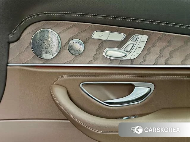 Mercedes-Benz E-class 2021 Черный из Китая