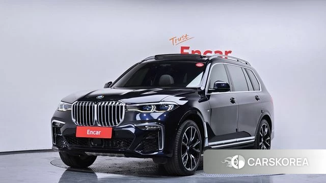 BMW X7 (G07) 2021 Черный из Кореи