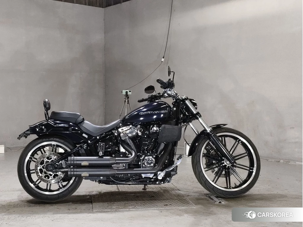 Проданный Harley-Davidson Softail Breakout FXBRS1868 2020 из Японии, фото 2
