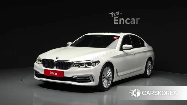 BMW 5 Series (G30) 2019 Белый из Кореи
