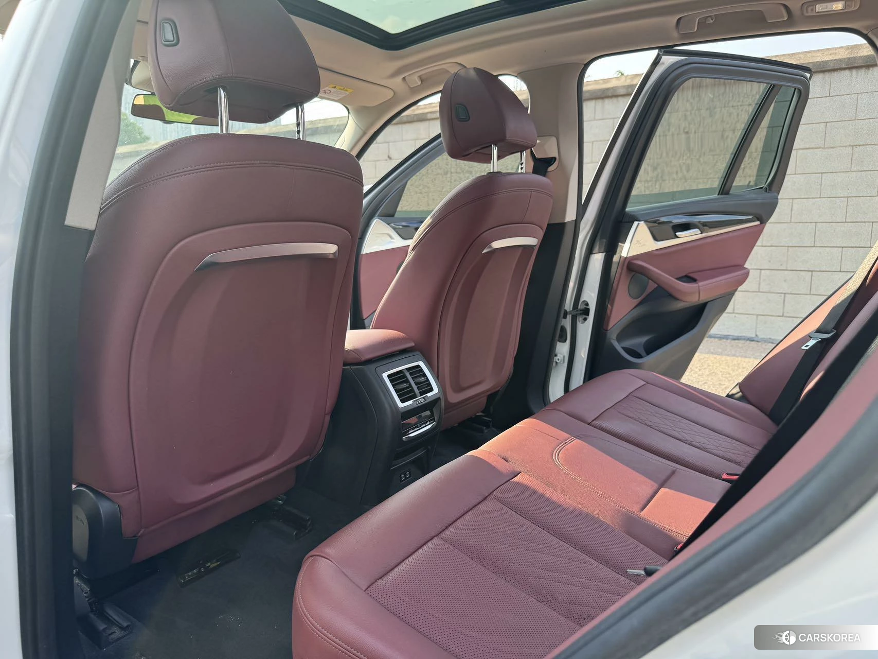 BMW iX3 2024 Белый из Китая