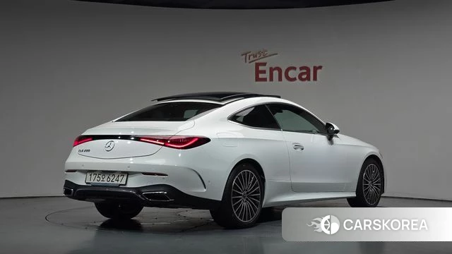 Mercedes-Benz CLE-Class C236 2025 Белый из Кореи