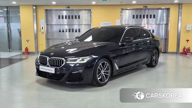 BMW 5 Series (G30) 2021 Черный из Кореи