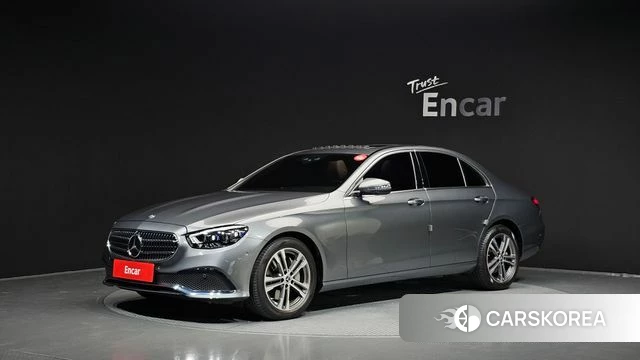 Mercedes-Benz E-Class W213 2022 Серый из Кореи