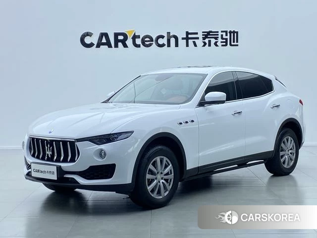 Maserati Levante 2018 Синий из Китая
