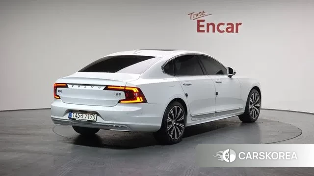 Volvo S90 2021 Белый из Кореи