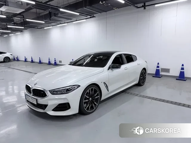 BMW 8 Series (G15) 2023 Белый из Кореи