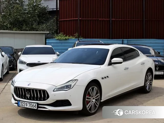 Maserati Quattroporte 2018 Белый из Кореи