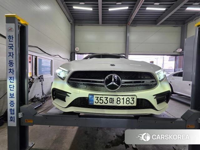 Mercedes-Benz CLS-Class C257 2021 Белый из Кореи
