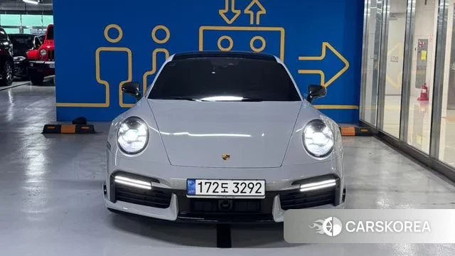 Porsche 911(992) 2022 Белый из Кореи