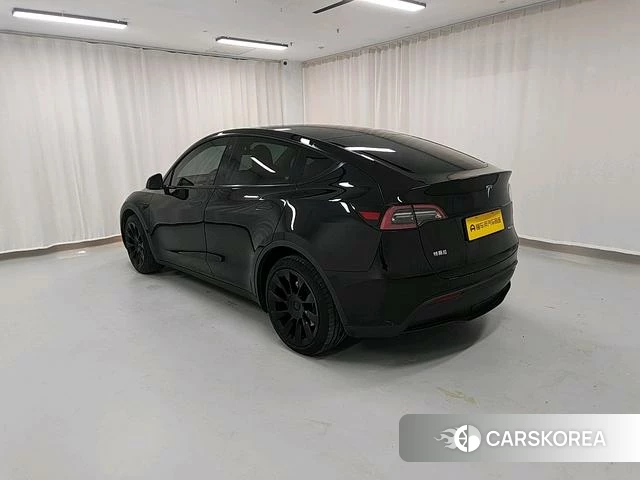 Tesla Model Y 2021 Черный из Китая