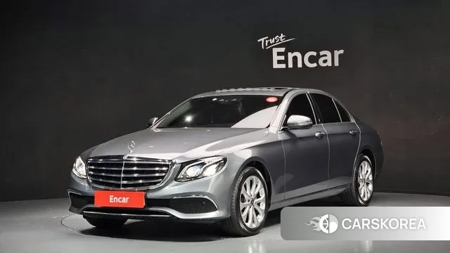 Mercedes-Benz E-Class W213 2018 Серый из Кореи