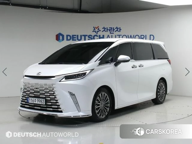 Lexus LM Second Generation 2025 Белый из Кореи