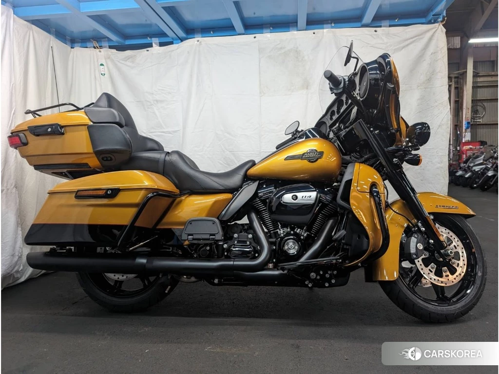 Проданный Harley-Davidson Electra Glide FLHTK1690 2023 из Японии