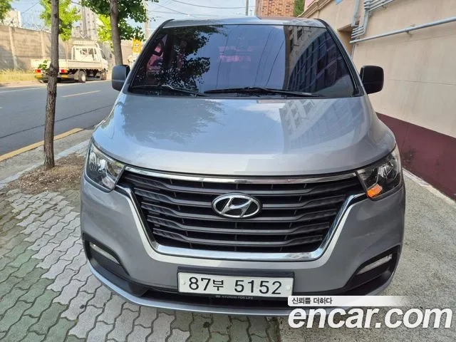 Hyundai The New Grand Starex 2018 Серебристо-серый из Кореи