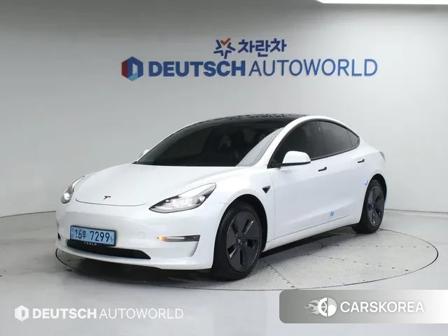 Tesla Model 3 2021 Белый из Кореи