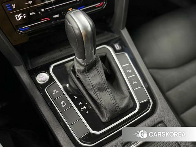 Volkswagen CC 2023 Белый из Китая