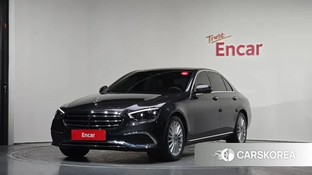 Mercedes-Benz E-Class W213 2021 Серый из Кореи