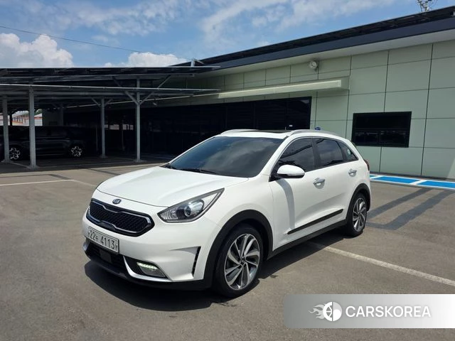 Kia Niro 2018 Белый из Кореи